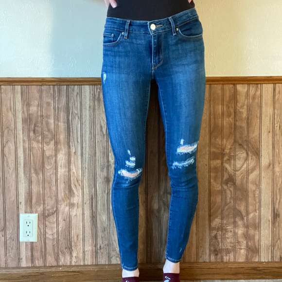 Levi’s Jeans - Picture 6 of 8